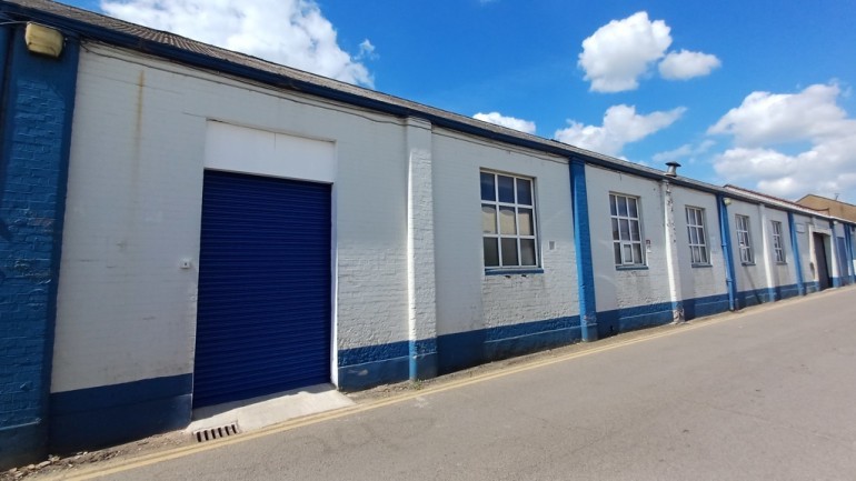 8e2a887c bacf 429b 99e8 046333502e38_web