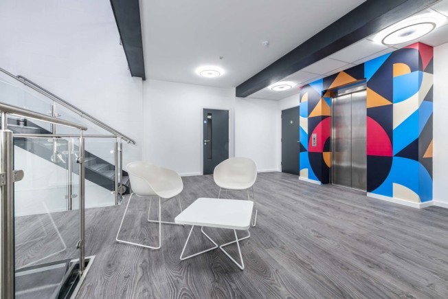 90533912 68ae 4607 8ea8 aef6da722e5d_web