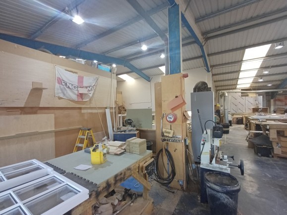 5a74a37d ef8d 4ee5 9eb0 bb69cd64c502_web