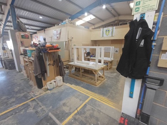 a08fd1a2 32dc 4cee 881d eca9b45c303a_web