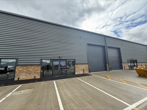 20059aeb 5a32 478c 8455 f08381c9b1c9_web