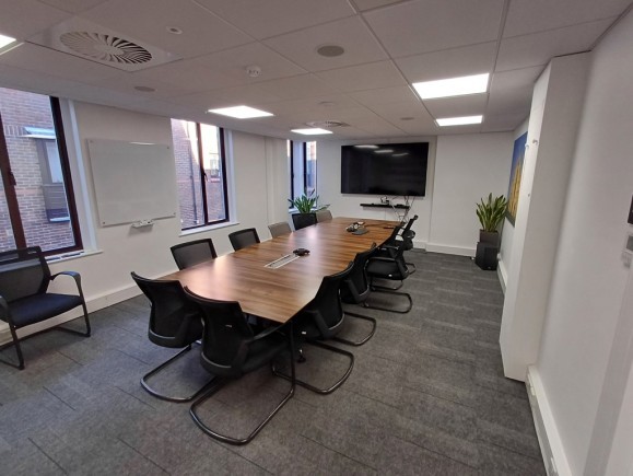 32fef3ce a195 48cd 843a 7884507061b1_web