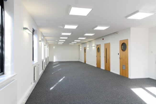 3eeea395 ecf7 4e83 a44b e4125ef67f95_web