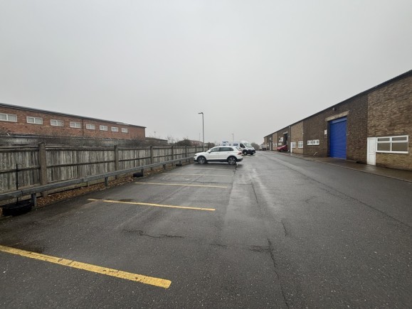 0e5bc015 0dd7 47ae b9c7 b7caf8fb4fa2_web