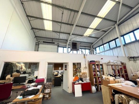 03a933af 74d0 4f66 8940 82295fb9a2db_web