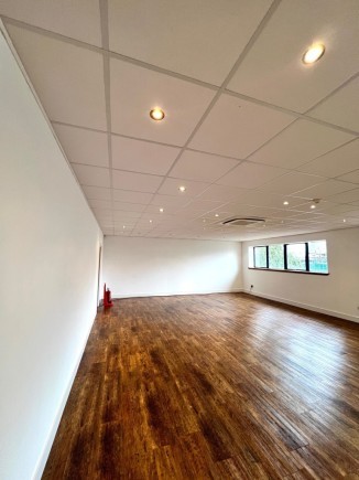 c003730d 794a 4205 8495 83728ba31a0e_web