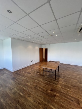 f71e2d5c 82de 4d27 a6ab 7c0af3362ec3_web