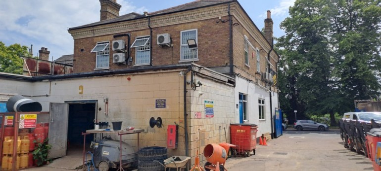 74c675e2 031c 40a9 b578 8ae3efa7cd55_web