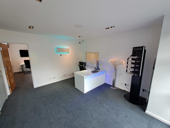 7dd82fe9 72c2 4fd2 b081 4f9ee472ddbd_web