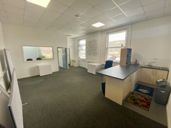 d0c99e94 6a1c 4dbc 82e1 0b1f81c0e3dd_web