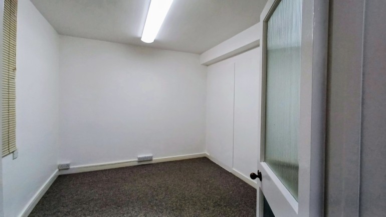 aa632914 512b 4103 8a9b 99d65bf7142d_web