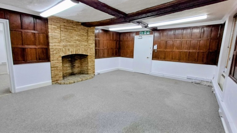 da5cb69e 9d8b 42d2 a45d 4c39df1aa147_web