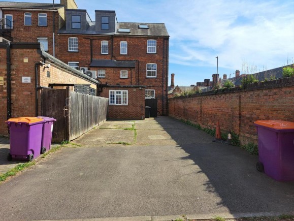 61625f57 f6d5 4874 a06a f0b94843a143_web