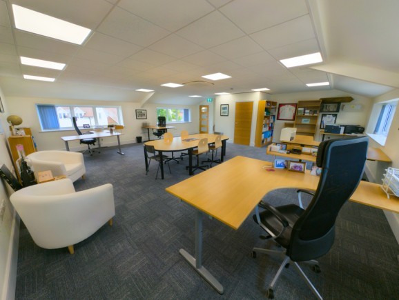 e236c02c 1871 4c7d 8a45 cd5654234b93_web