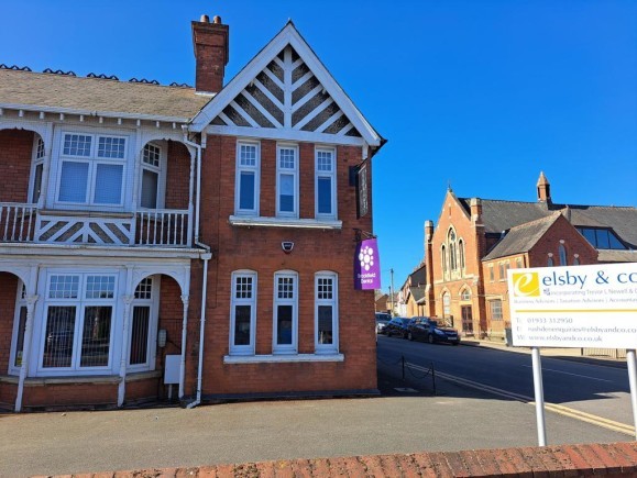 dced0832 c819 402a 9945 1f0576abc3f3_web