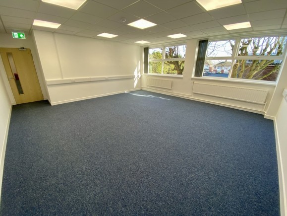 43885738 41fc 4375 bf2d af62646829a4_web