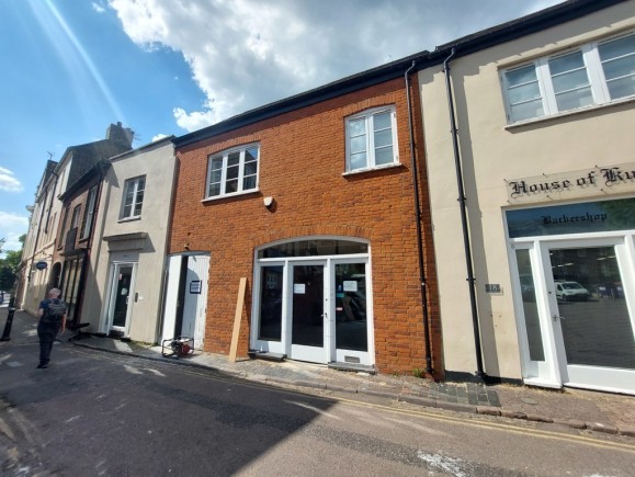 eea709e1 2b7b 4c39 b178 2179476017e8_web