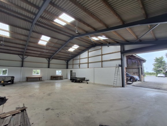 73433131 846b 4bce 8096 0b30ead2c024_web