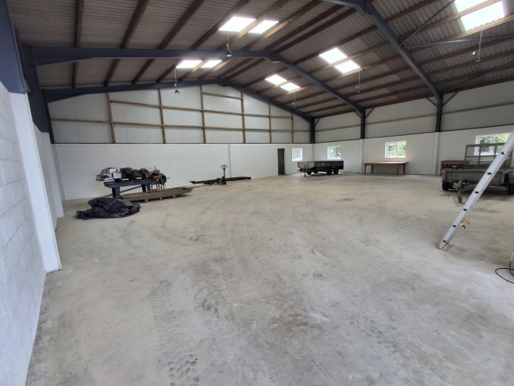 75368937 61a8 4f21 b74f c1eb6b4f3c53_web