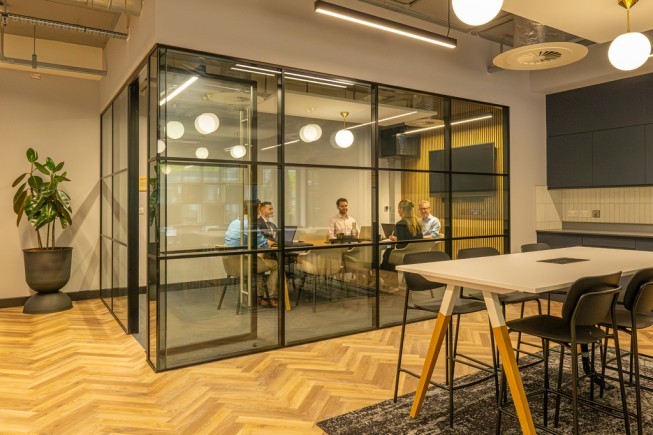 69a79f80 0903 4555 bea1 1c82d45bf0a5_web