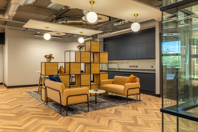 bd639378 5c58 41de 8142 92bbe1d96ff4_web