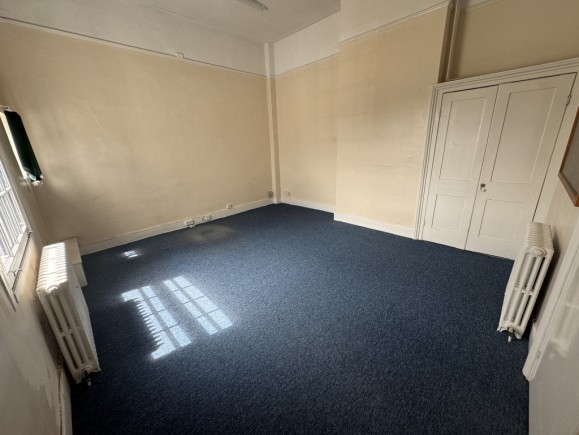 5c80b803 0e92 4103 ba24 421190b56e09_web