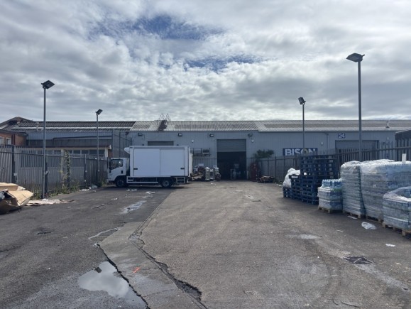 2784e112 422b 450a b9bb 4ffe470f81cc_web