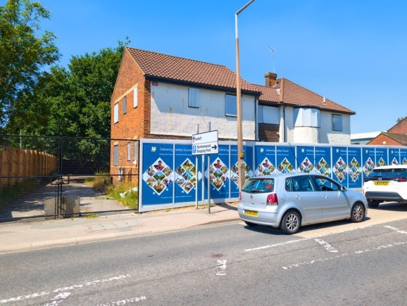 256e2b30 3a59 4840 ac32 cc0bb256d85b_web