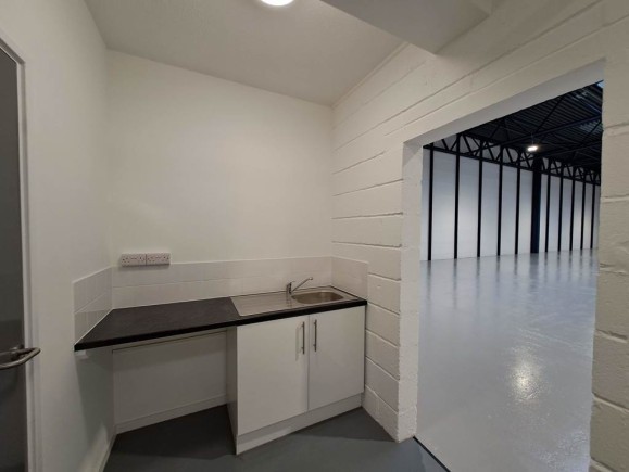 e7b389fb 3198 450c 82f6 2f57df31f12b_web