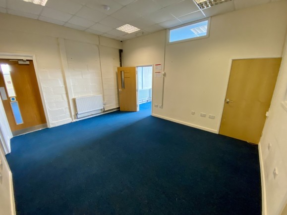 76b5867f 55d3 4329 93a3 987dd229189b_web