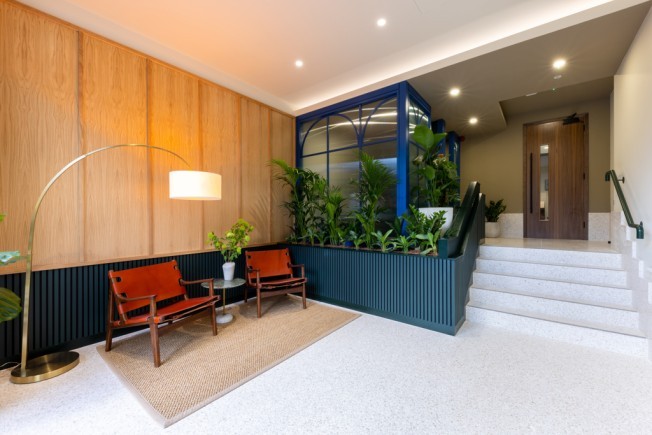 144aceaf 88cb 48d7 8748 9d28f00e4ac0_web