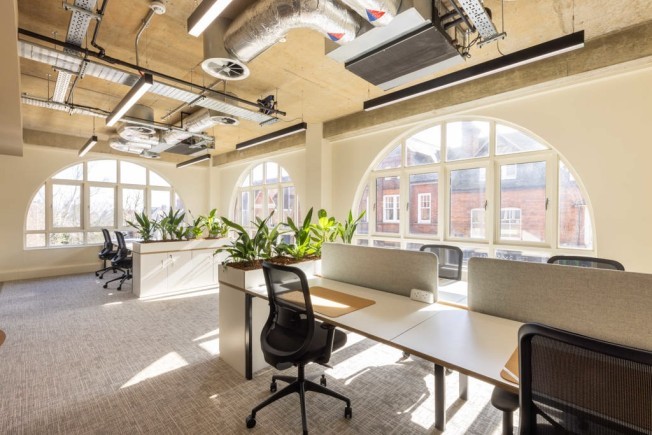 2eded478 3190 4e7d a6ef 1e4884425702_web