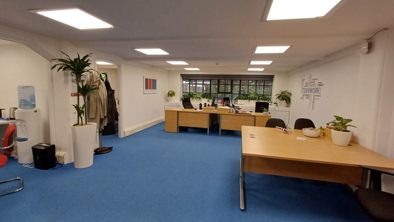 f94d69ac 5b20 4008 a178 3cd61e41b2d5_web