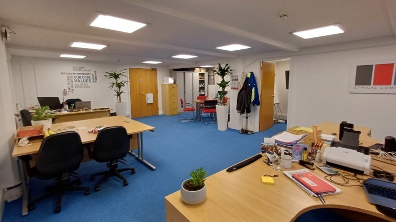 1cbe78be 4e25 41ca bfa9 3f55befb3b6f_web