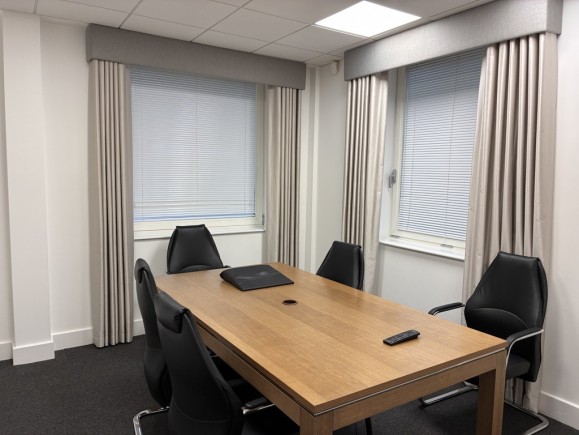 f1e15c1b e6c4 4bf8 ba08 4124a00be4c2_web