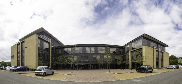 8ae62ffc d11a 42a6 aec7 43b5878171a1_web