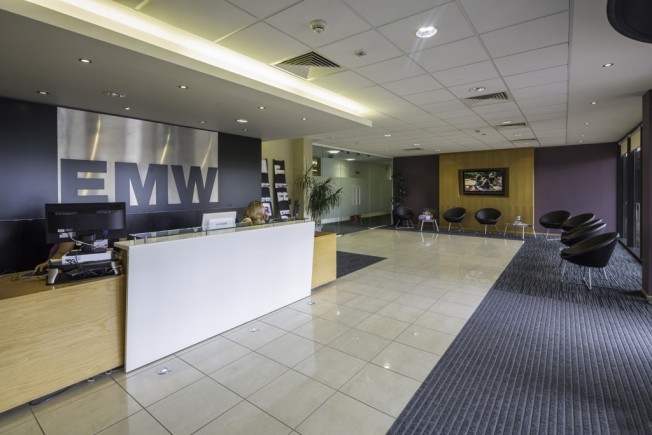 b375f50a 44f3 4190 94e1 00007e4de3b1_web