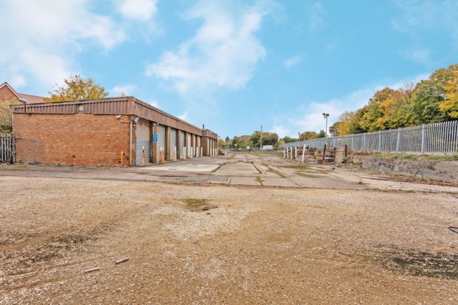 a326f6bd 91ff 4a4e adb8 822372ccff3f_web