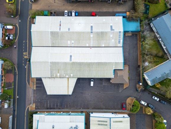 02fe205a e3c9 42c8 a1ed 353e5f0d3a6a_web