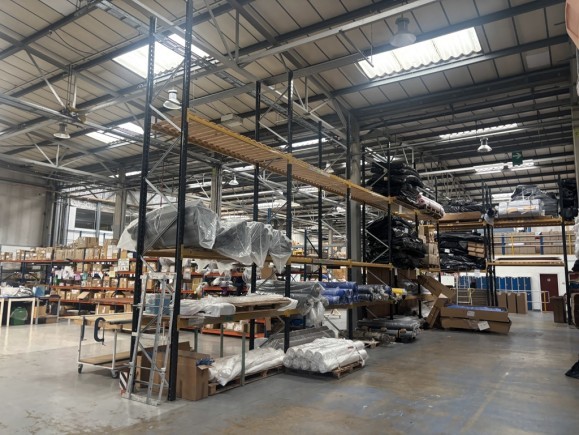 d0631e76 05c8 4019 afd6 569f49003533_web