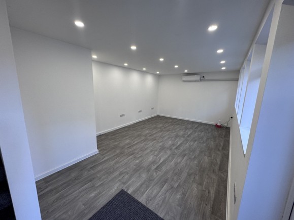 4436e495 cdac 4e29 863b 2b5a56b9d0de_web