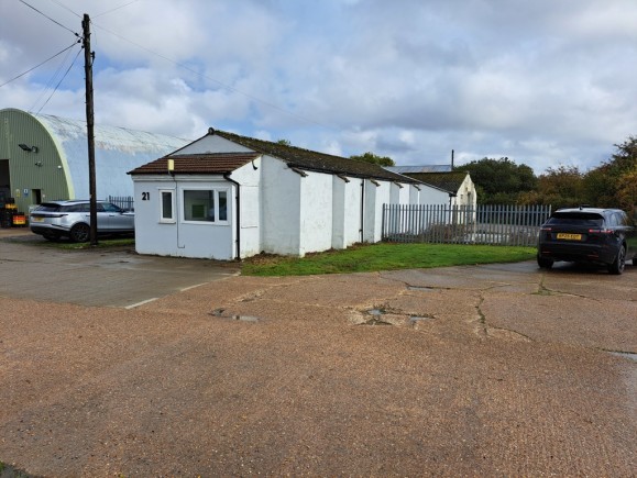 581b12fc 9b78 4ac3 aab5 b38c499cd5fb_web