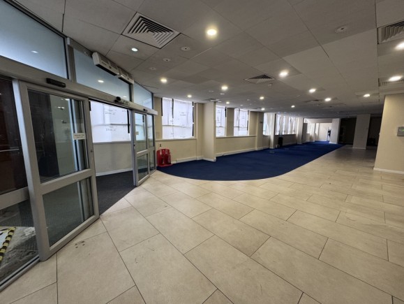 085772b0 7692 4634 aaf6 07d4b46df319_web