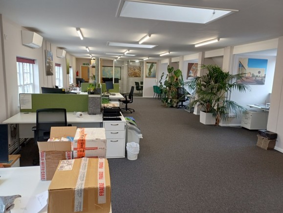 b1fffbd0 ea69 4253 ada0 c9623e5905fd_web