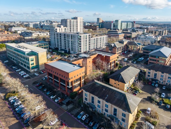 e2f5c248 3154 4a91 a6a2 4aa61d090c1c_web