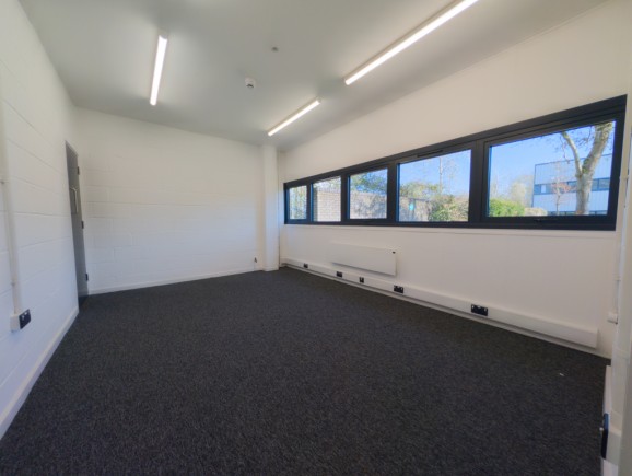 428362e8 e8b3 4a32 9ec5 285e451d5677_web