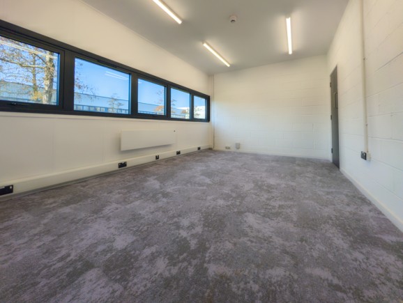 03b1b3e2 001c 4b56 8316 0e835b5cd984_web