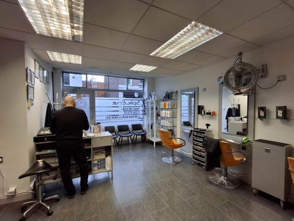 e9feb298 fcd8 42be 8927 23077f1e1016_web