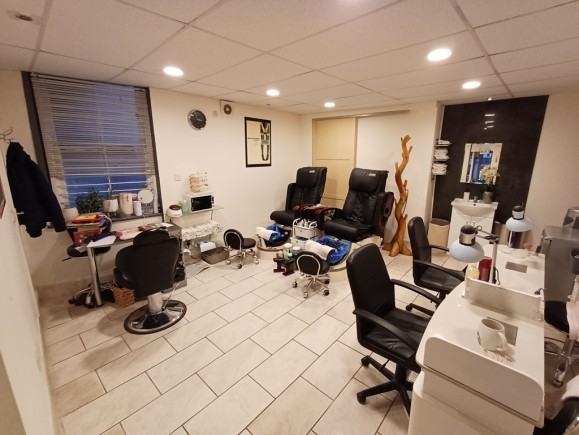 af8bb609 8886 4f29 a4c4 9b18e3a877d9_web