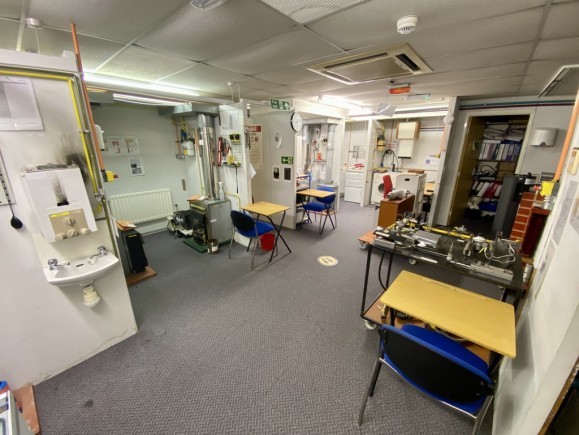 91e3b397 678a 404c 916d 5a4febe0ee0c_web